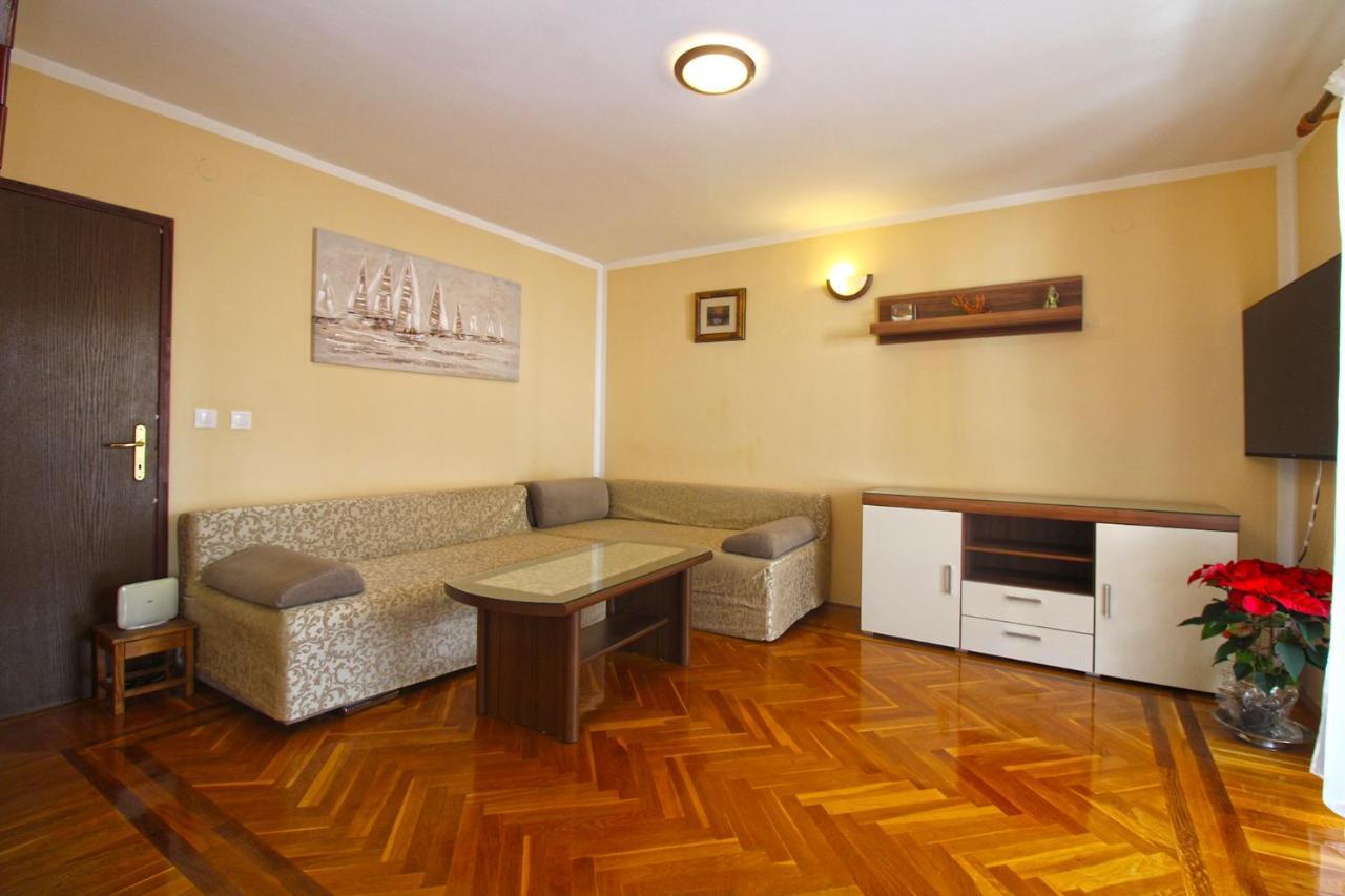 Apartment Mirela 2145 Фажана Екстер'єр фото